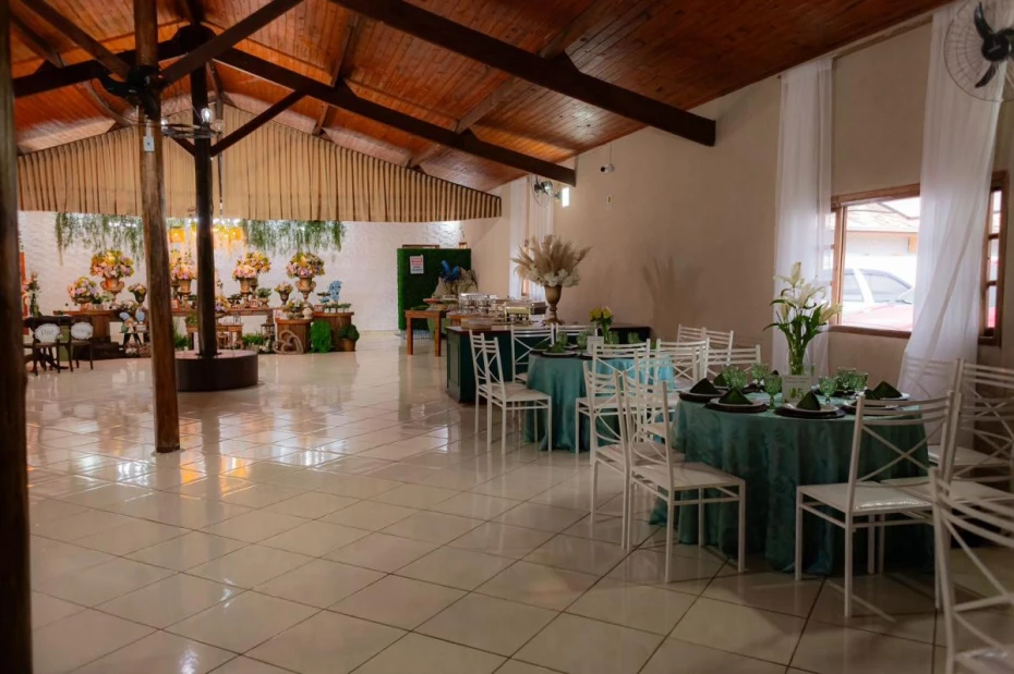 Foto 6:  — Camargos buffet 